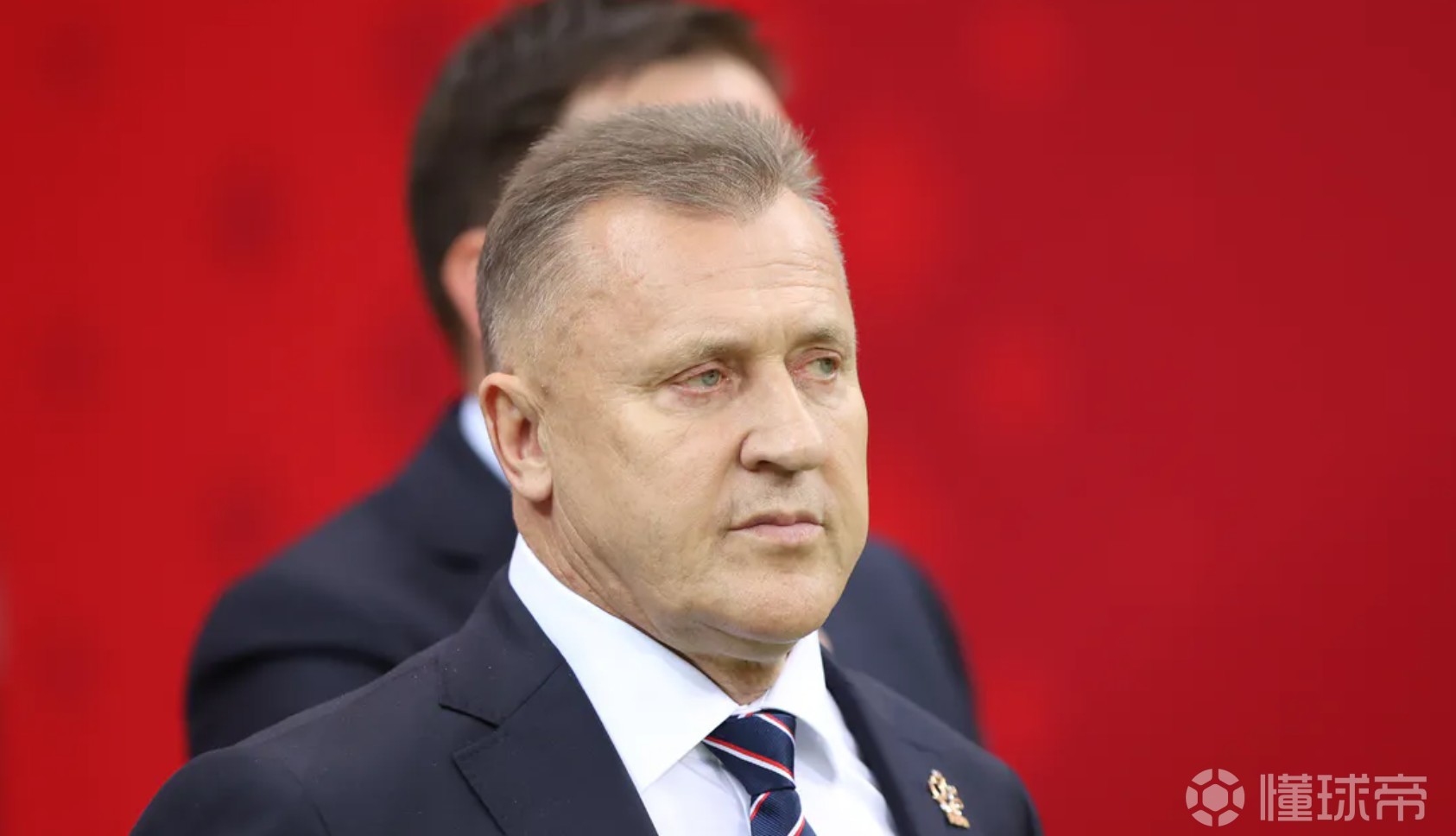 波兰足协主席：会和莱万聊聊未来，希望他不要这么早退出波兰队