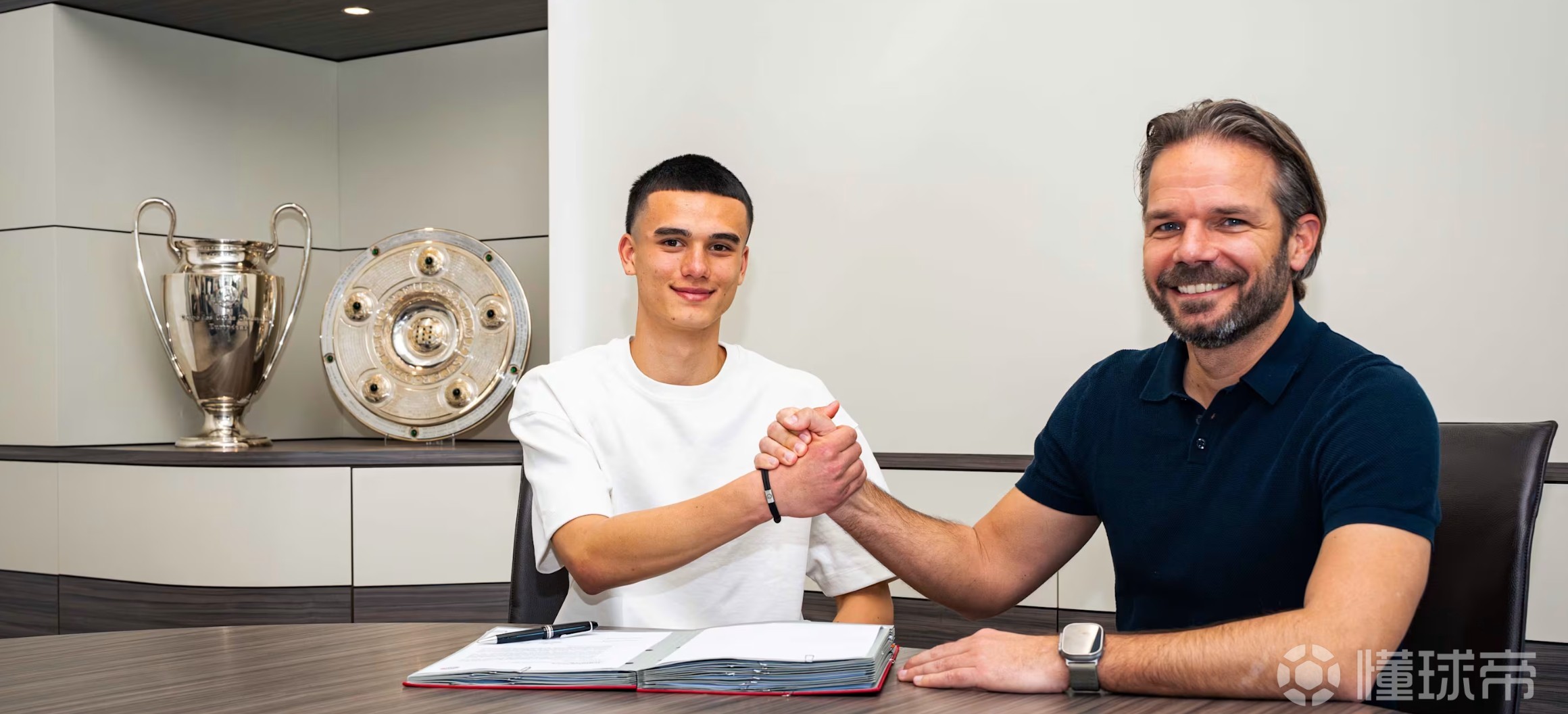 官方：拜仁签下16岁奥地利小将马特奥-马里奇，球员今夏将加盟